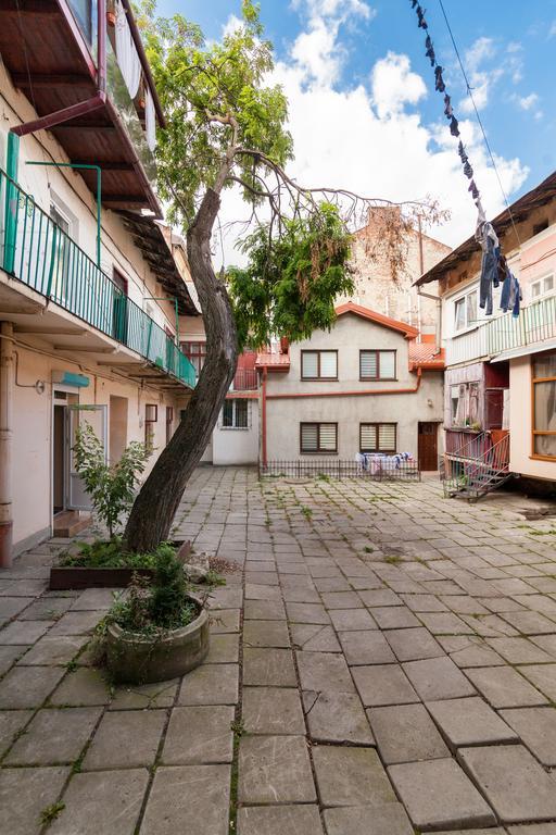 Near Opera Apartment Lviv Exterior photo